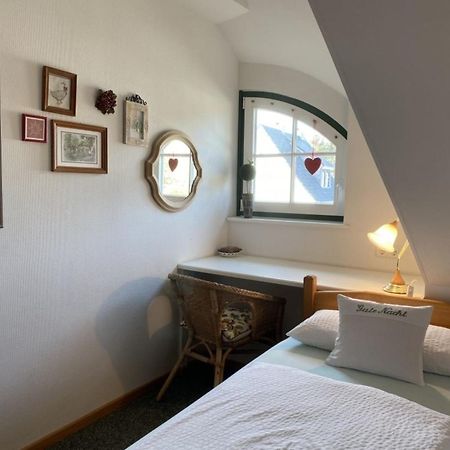 Ferienwohnung Nr 07 Og Spitzboden Born Esterno foto